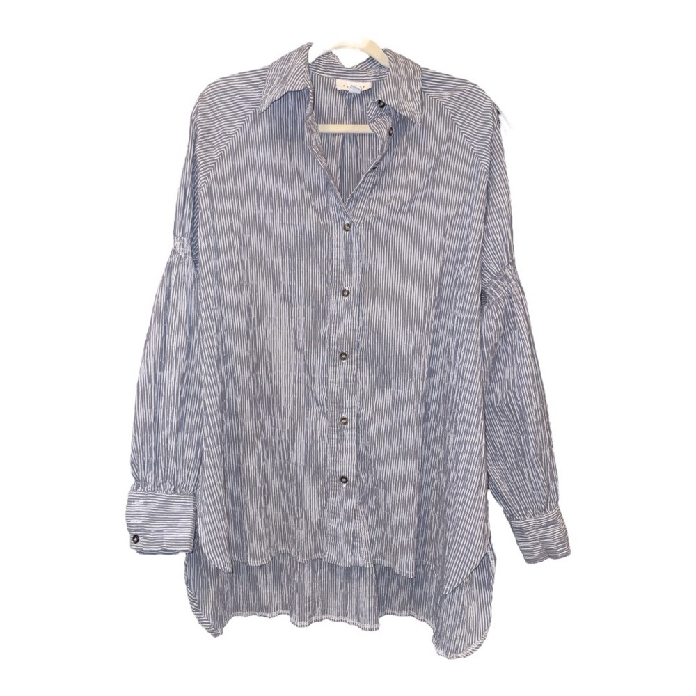Top Shop Oversized blue/white stripe button up w/puff sleeves. Size 8 BB12